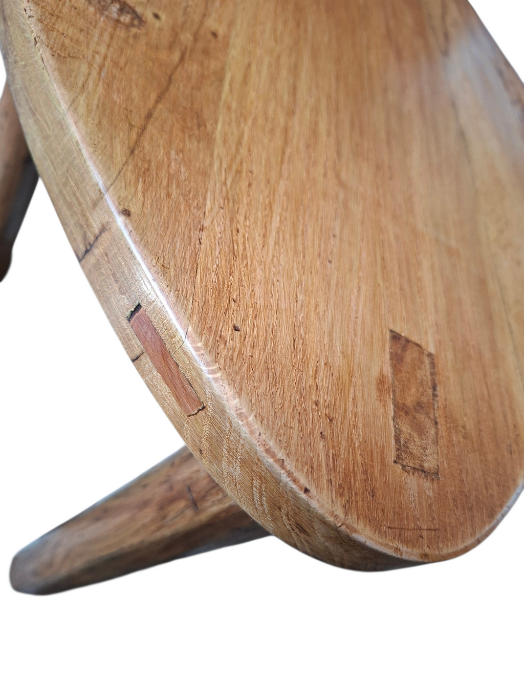 Petite table en chêne massif forme libre création Francaise 1970