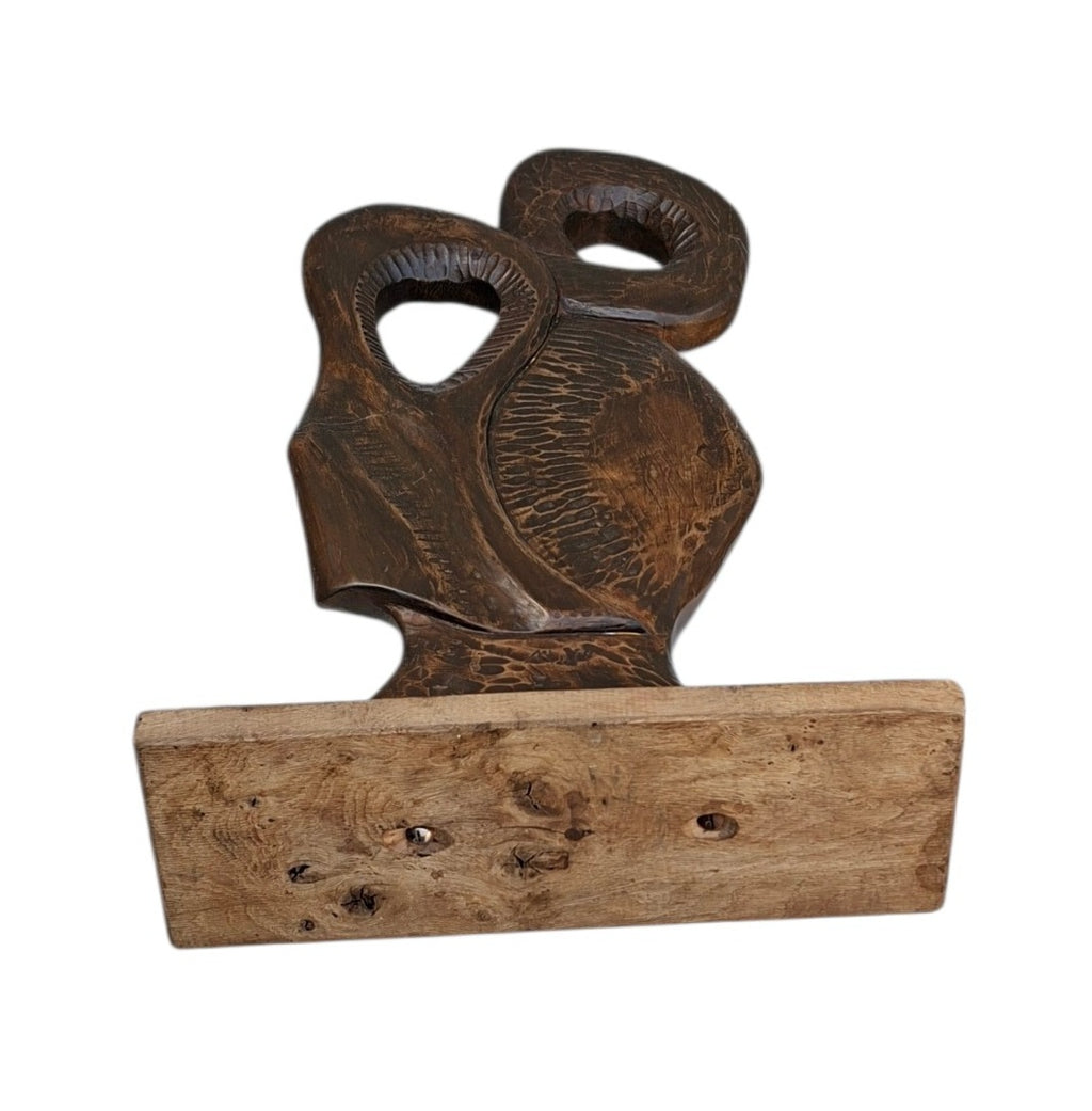 Sculpture contemporaine en poirier
