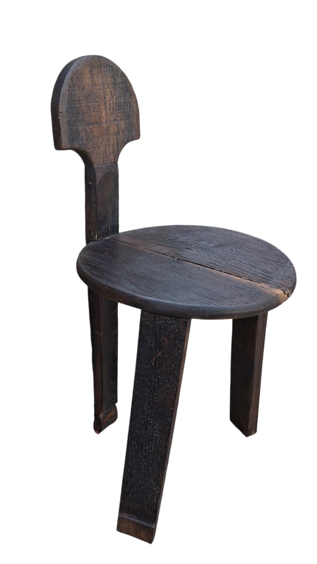 Petite chaise brutaliste tripode années 70 en chêne