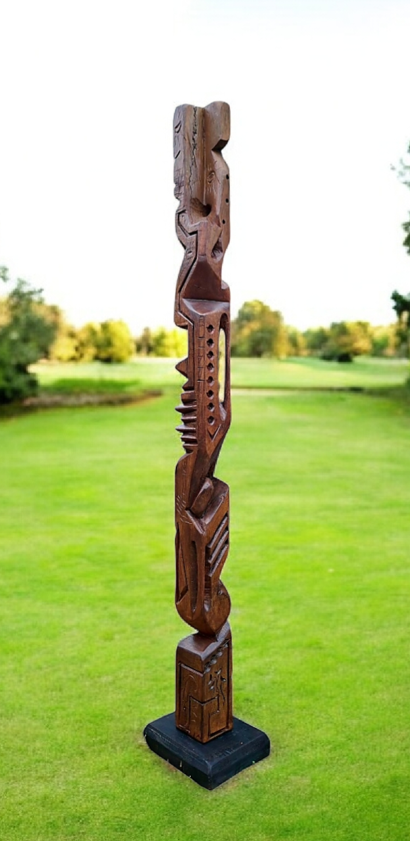 Sculpture contemporaine en chêne