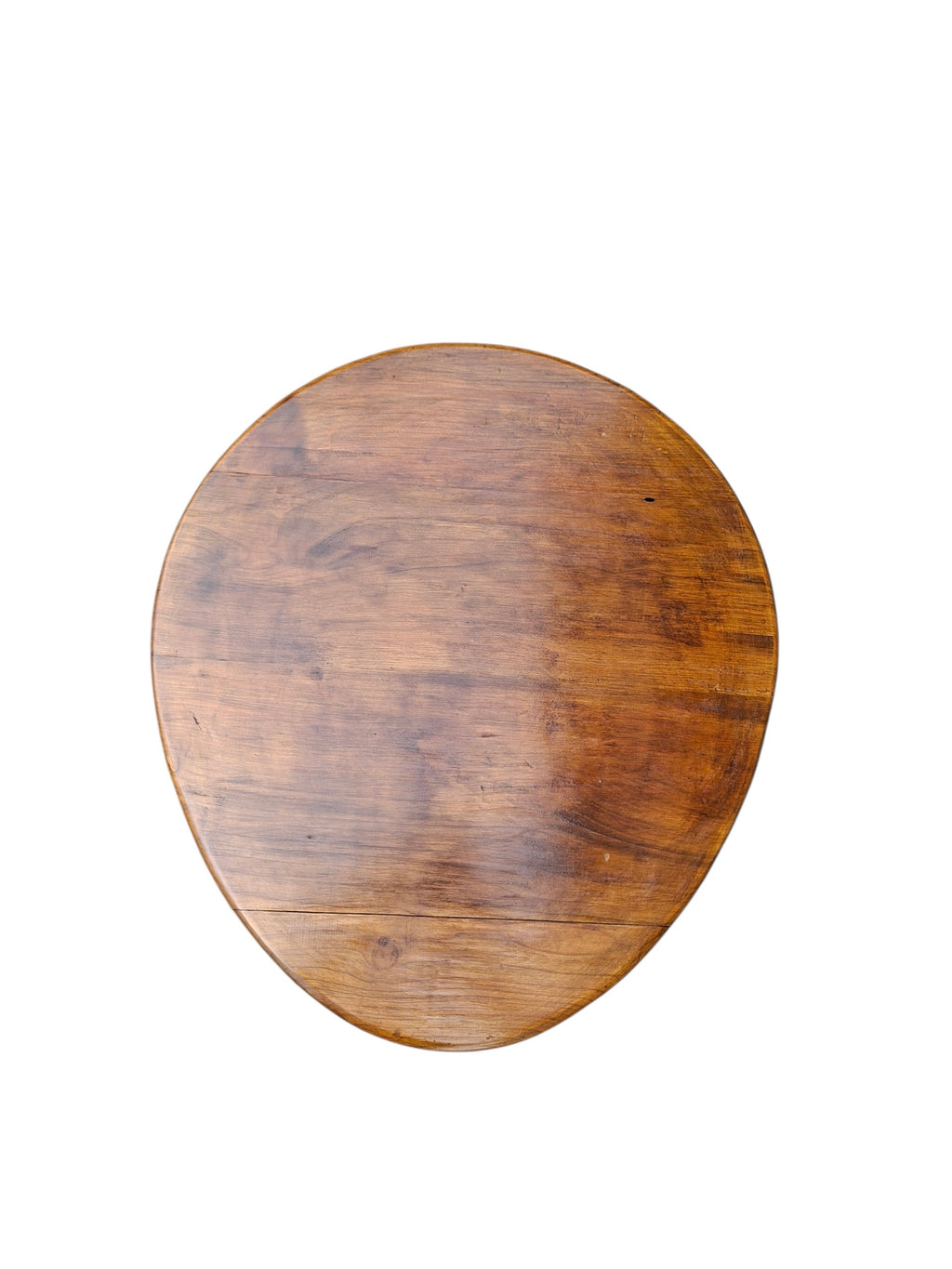 Petite table en merisier massif – Forme libre . tripode